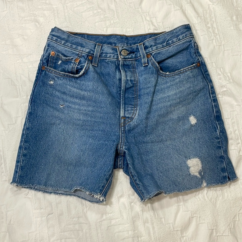 Levi’s 501 Button Fly High Waist Cut Off Jean Shorts Size 28 - Picture 2 of 10
